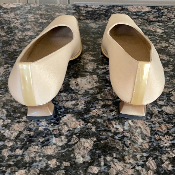 STUART WEITZMAN BLOCK HEEL SHOES SIZE 7W - Picture 3 of 11